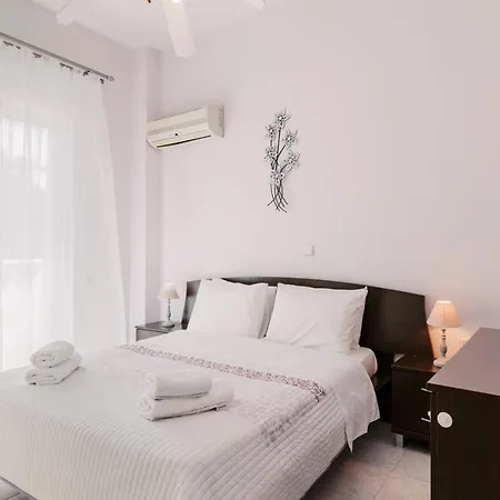 Apartment Greek Style With Jaquzzi & Barbeque *