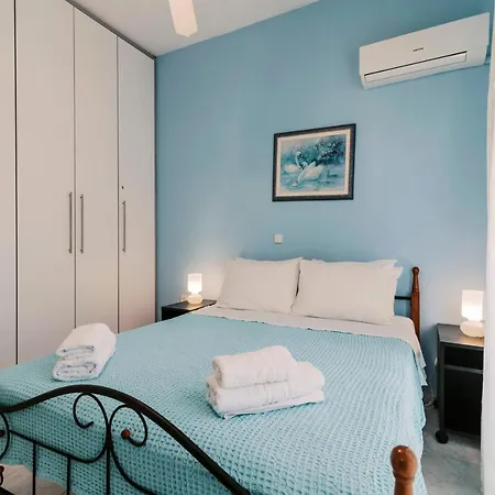 Greek Style With Jaquzzi & Barbeque