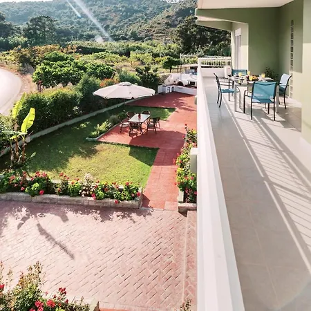 Greek Style With Jaquzzi & Barbeque Apartament