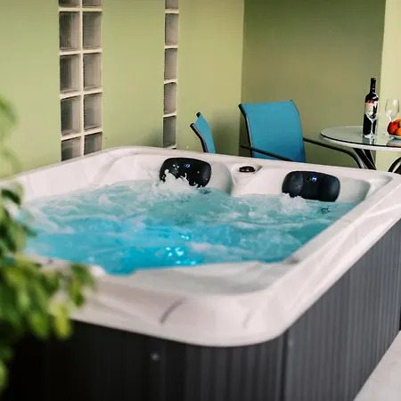 Greek Style With Jaquzzi & Barbeque