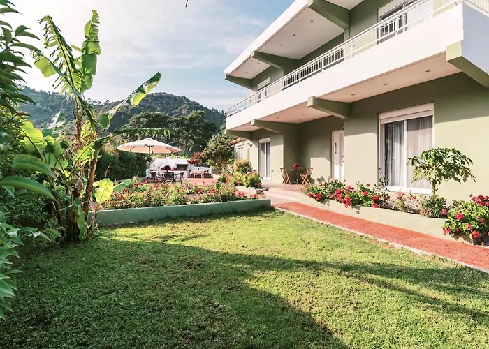 Greek Style With Jaquzzi & Barbeque Apartament *