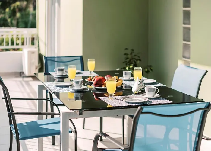 Greek Style With Jaquzzi & Barbeque Apartament