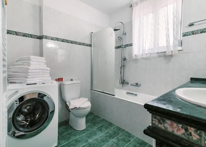 Greek Style With Jaquzzi & Barbeque