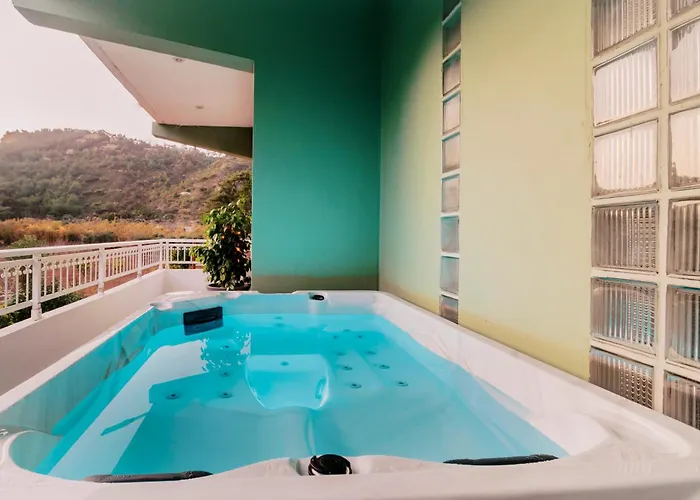 Greek Style With Jaquzzi & Barbeque Apartament