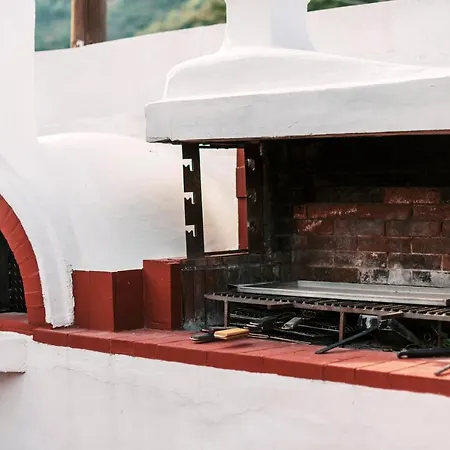 Greek Style With Jaquzzi & Barbeque Ιαλυσός Ρόδος